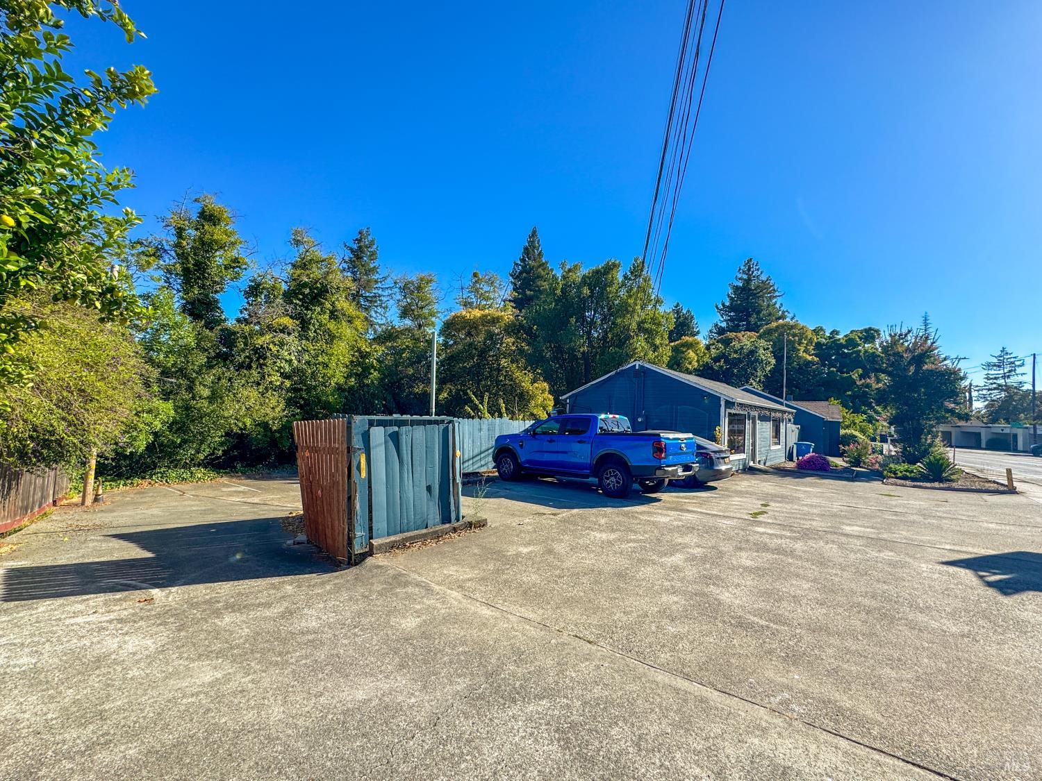 1852 4th Street Santa Rosa, CA 95404 - Photo 7 of 39 a view of a two chairs in the patio