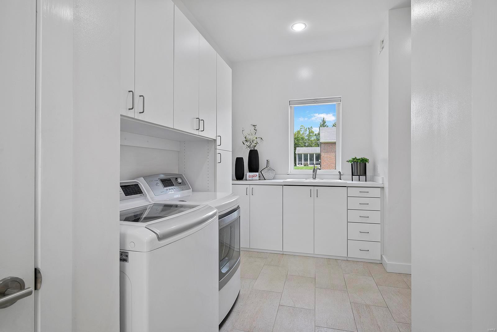 309 South Spoede Road Creve Coeur, MO 63141 - Photo 31 of 48