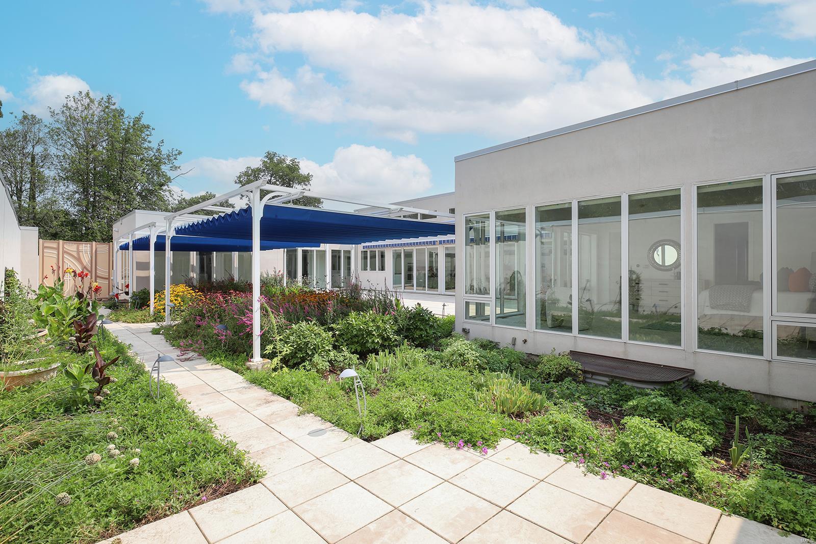 309 South Spoede Road Creve Coeur, MO 63141 - Photo 39 of 48