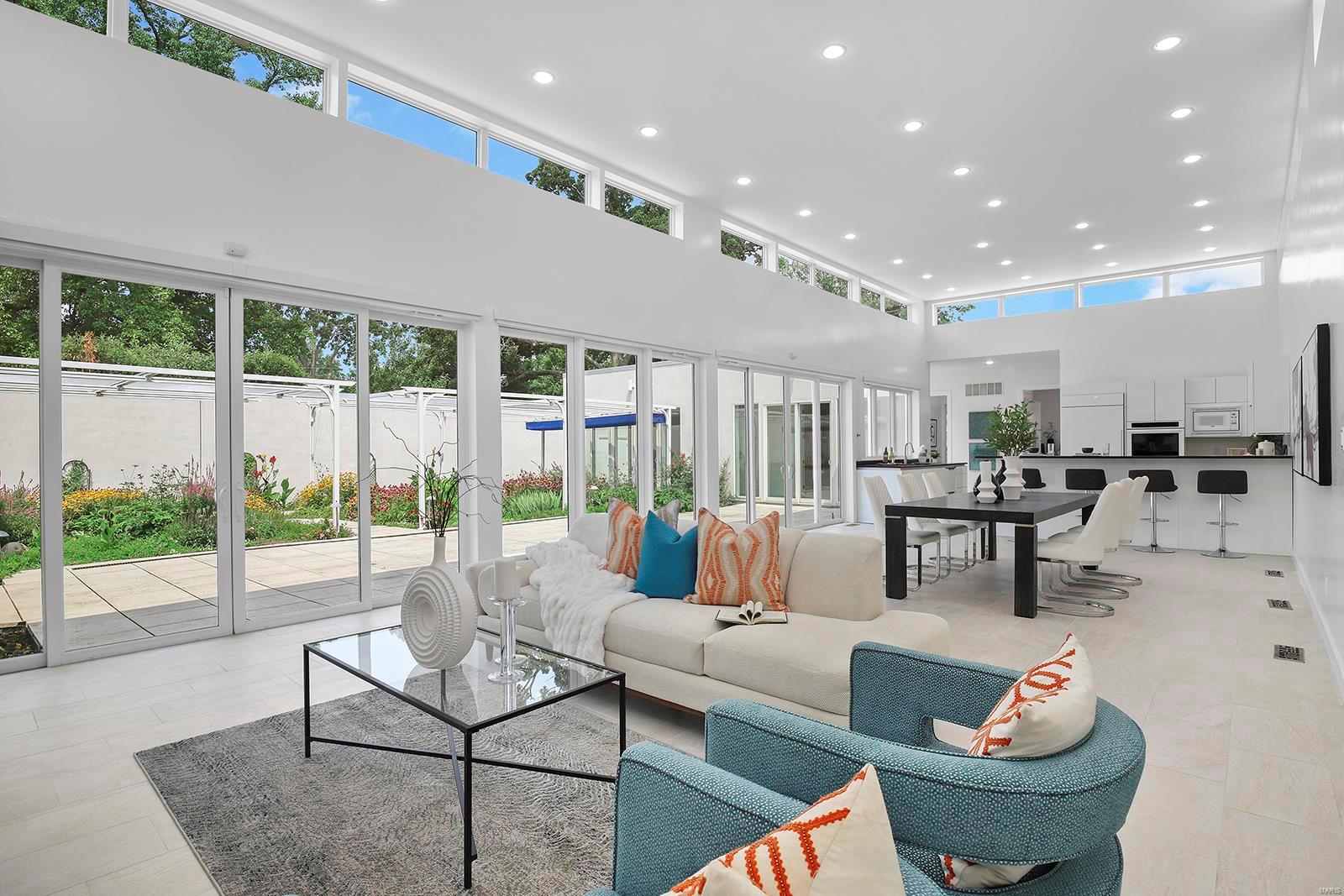 309 South Spoede Road Creve Coeur, MO 63141 - Photo 7 of 48