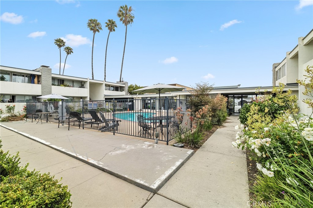 1349 Edgewood Way, Unit 49 Oxnard, CA 93030 - Photo 22 of 32 a view of a ocean with a terrace