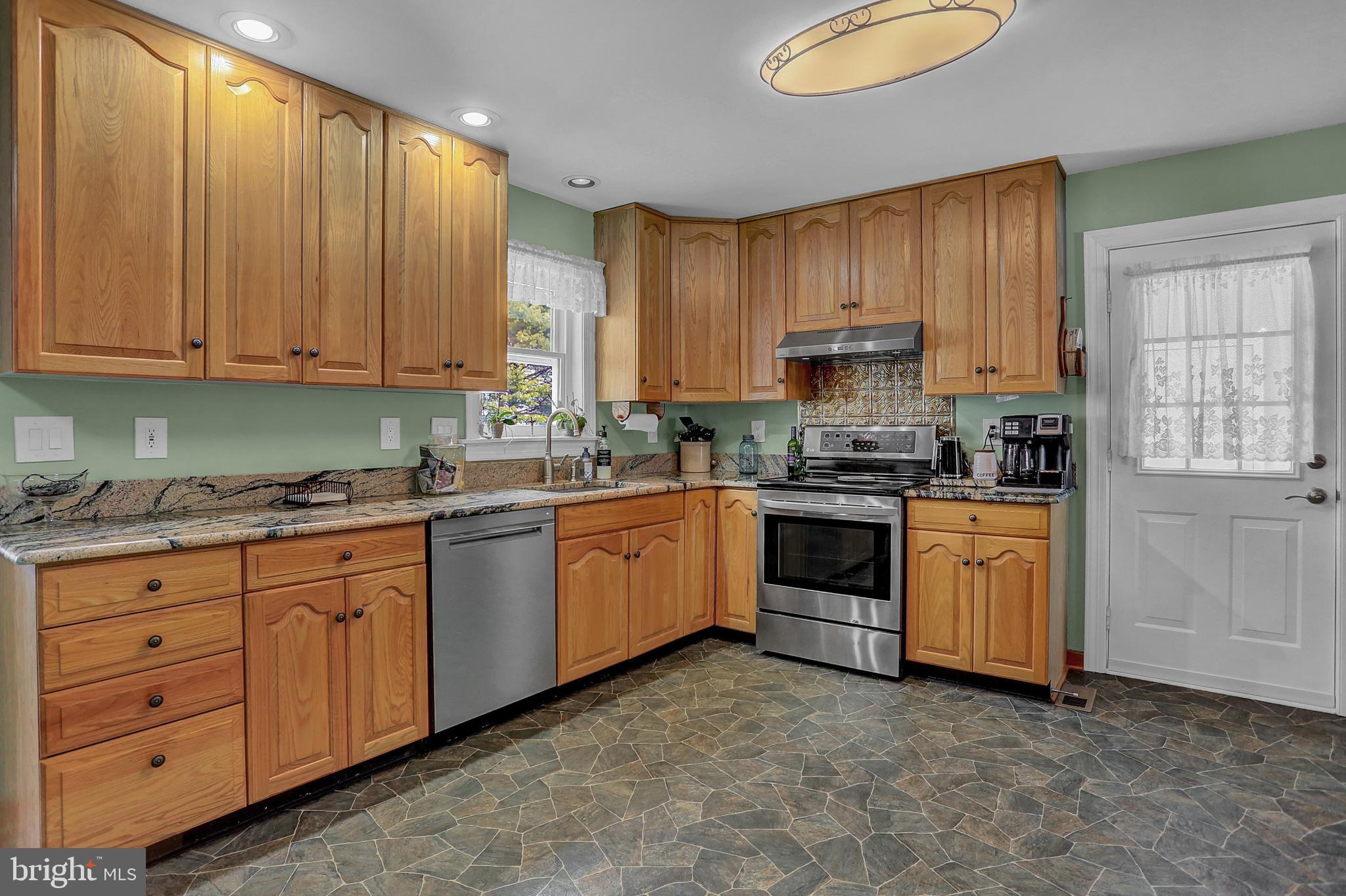 3748 Halter Road Westminster, MD 21158 - Photo 10 of 54 Gallery Image 10