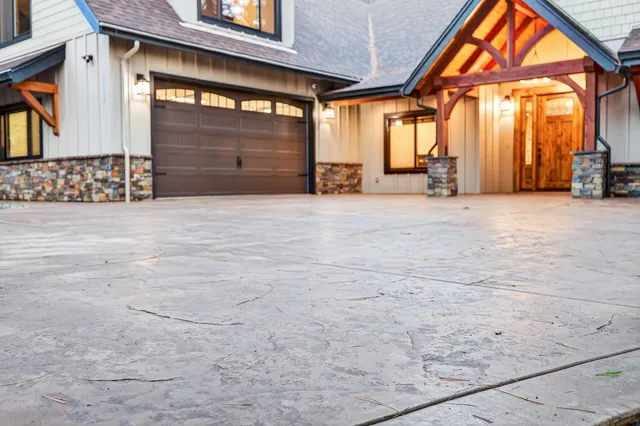 $1,200,000 | 2022 Kit Carson Circle, Arnold, CA 95223