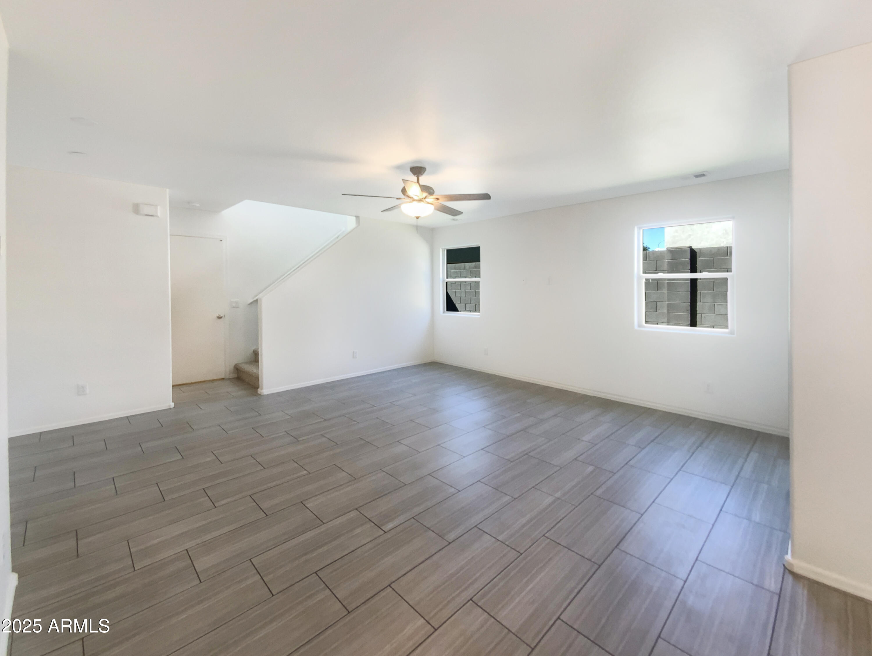 1820 West Expressman Street Apache Junction, AZ 85120 - Photo 3 of 20 photo_03