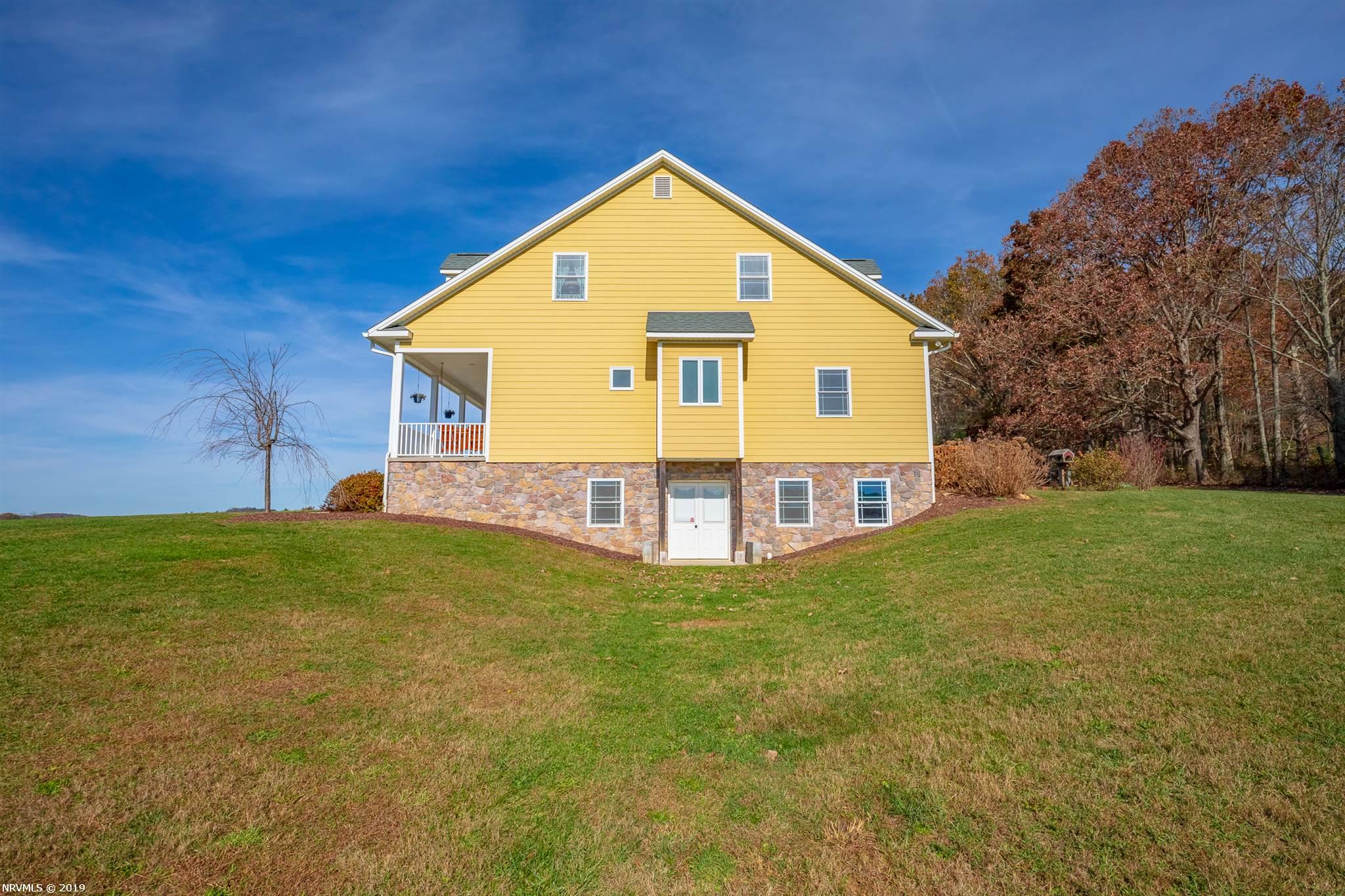 145 Silver Leaf Road Dugspur, VA 24325 - Photo 76 of 121 Gallery Image 76