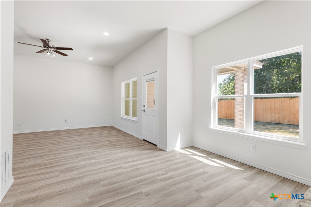 218 West Ruby Road Harker Heights, TX 76548 - Photo 16 of 34 Dinning Room