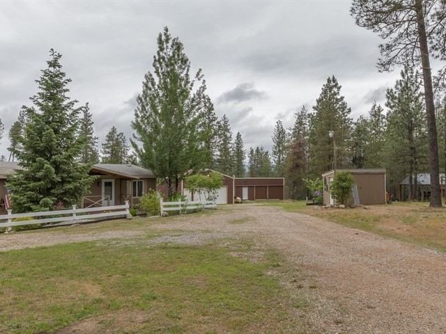 13717 East Bridges Road Elk, WA 99009 - Photo 2 of 20