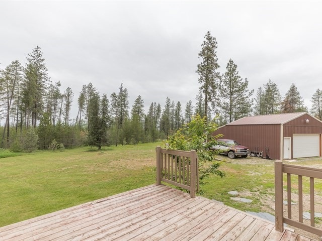 13717 East Bridges Road Elk, WA 99009 - Photo 14 of 20