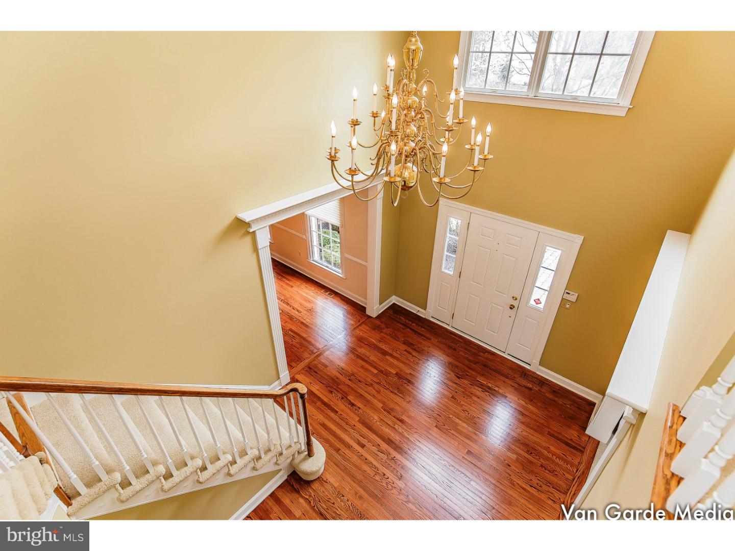 31 Springbrook Lane Newark, DE 19711 - Photo 3 of 25 Foyer