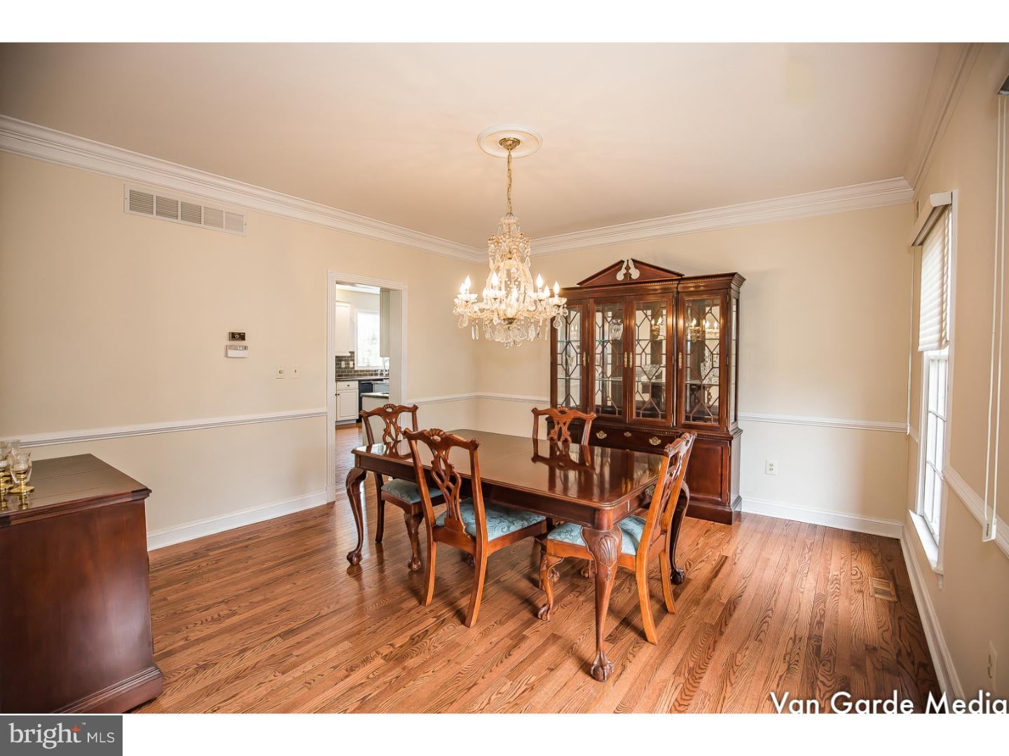 31 Springbrook Lane Newark, DE 19711 - Photo 4 of 25 Dining Room