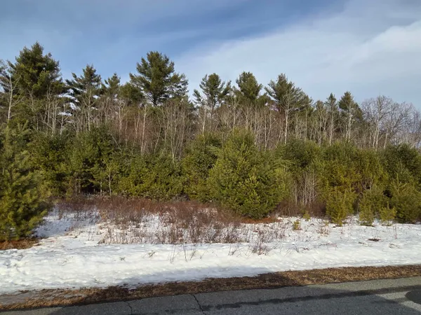 $59,900 | Lot 8 Strawbrook Lane, Canaan, NH 03741