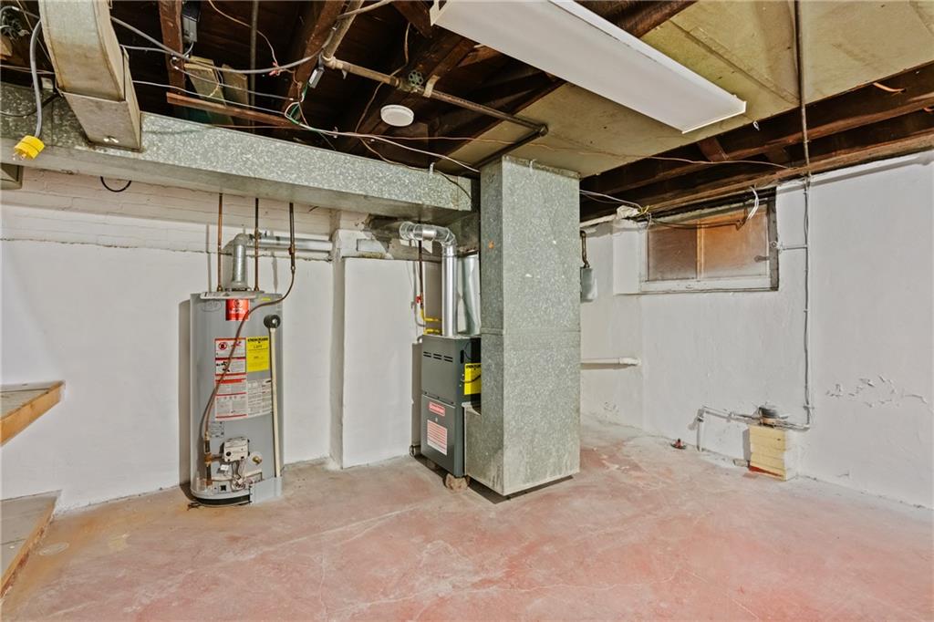 9 Edith Place Pittsburgh, PA 15213 - Photo 18 of 25 a view of storage and utility room