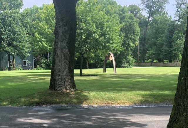 1516 South Batavia Avenue Geneva, IL 60134 - Photo 4 of 11 a view of a park with a tree