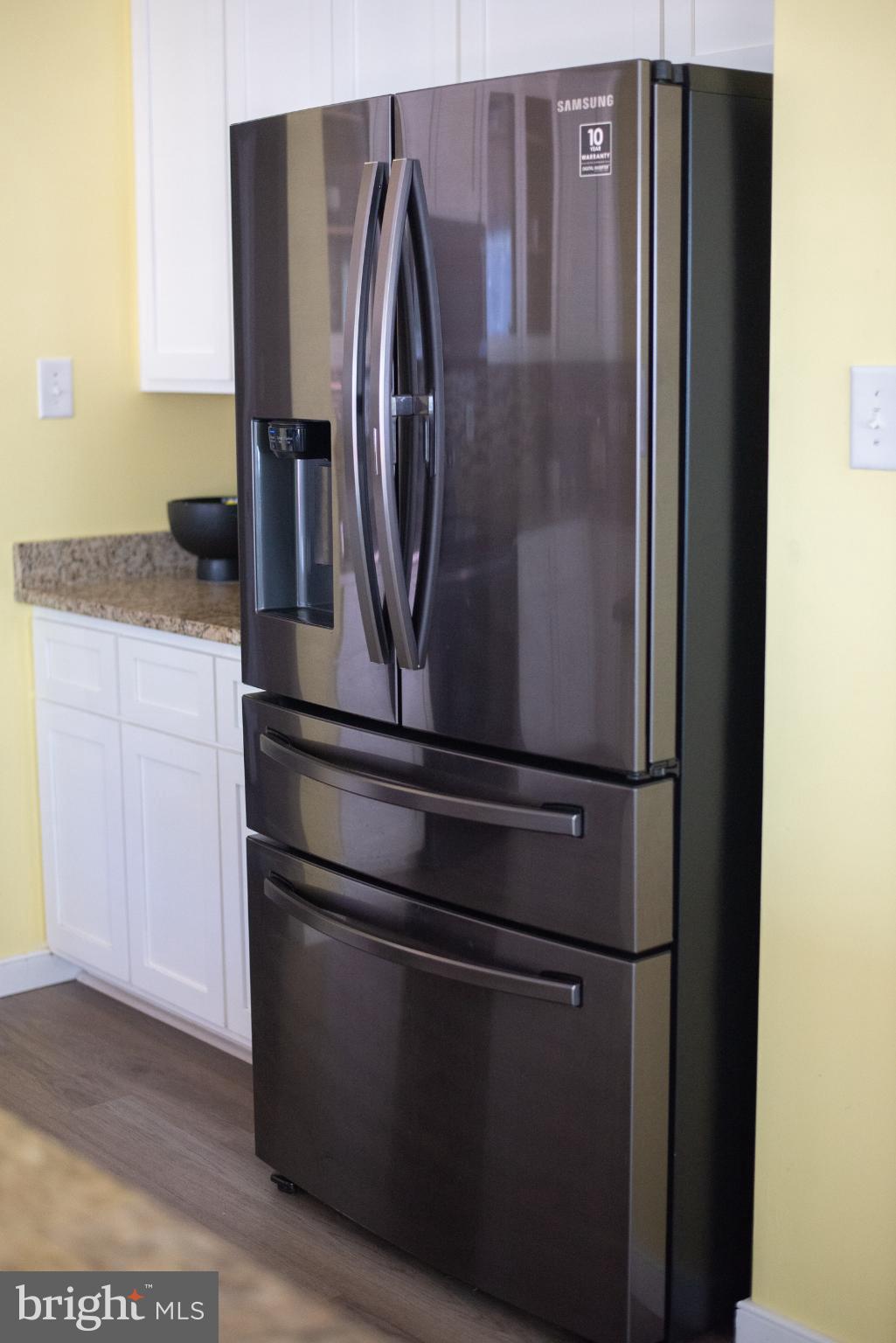 15212 Fairen Lane Colonial Heights, VA 23834 - Photo 12 of 31 a close view of washer and dryer