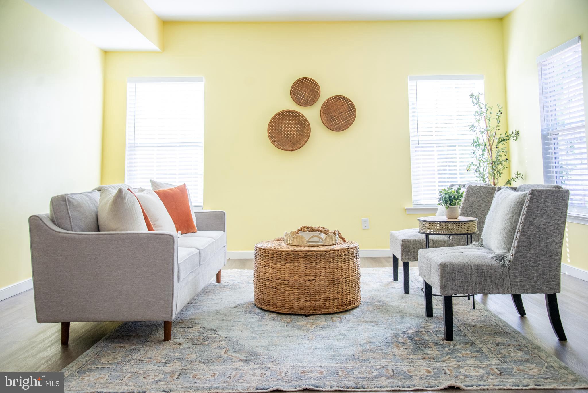 15212 Fairen Lane Colonial Heights, VA 23834 - Photo 16 of 31 a living room with furniture and a window