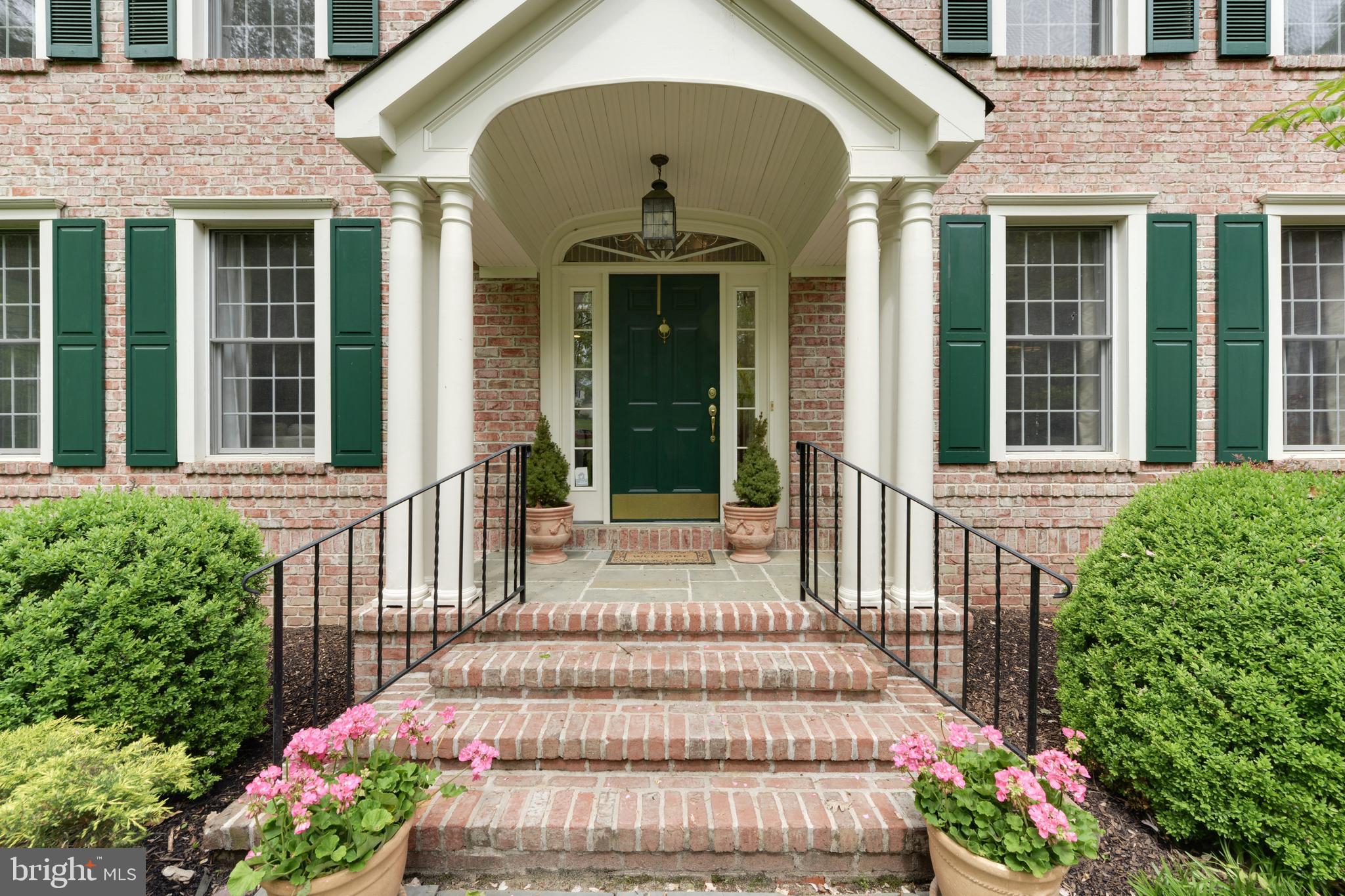 8 Rosedale Way Pennington, NJ 08534 - Photo 2 of 42 Gallery Image 2