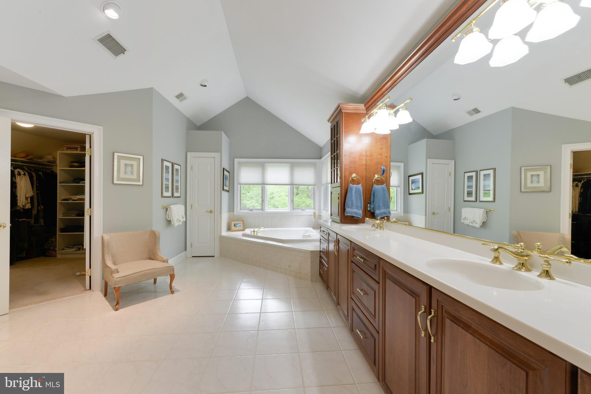 8 Rosedale Way Pennington, NJ 08534 - Photo 29 of 42 Gallery Image 29