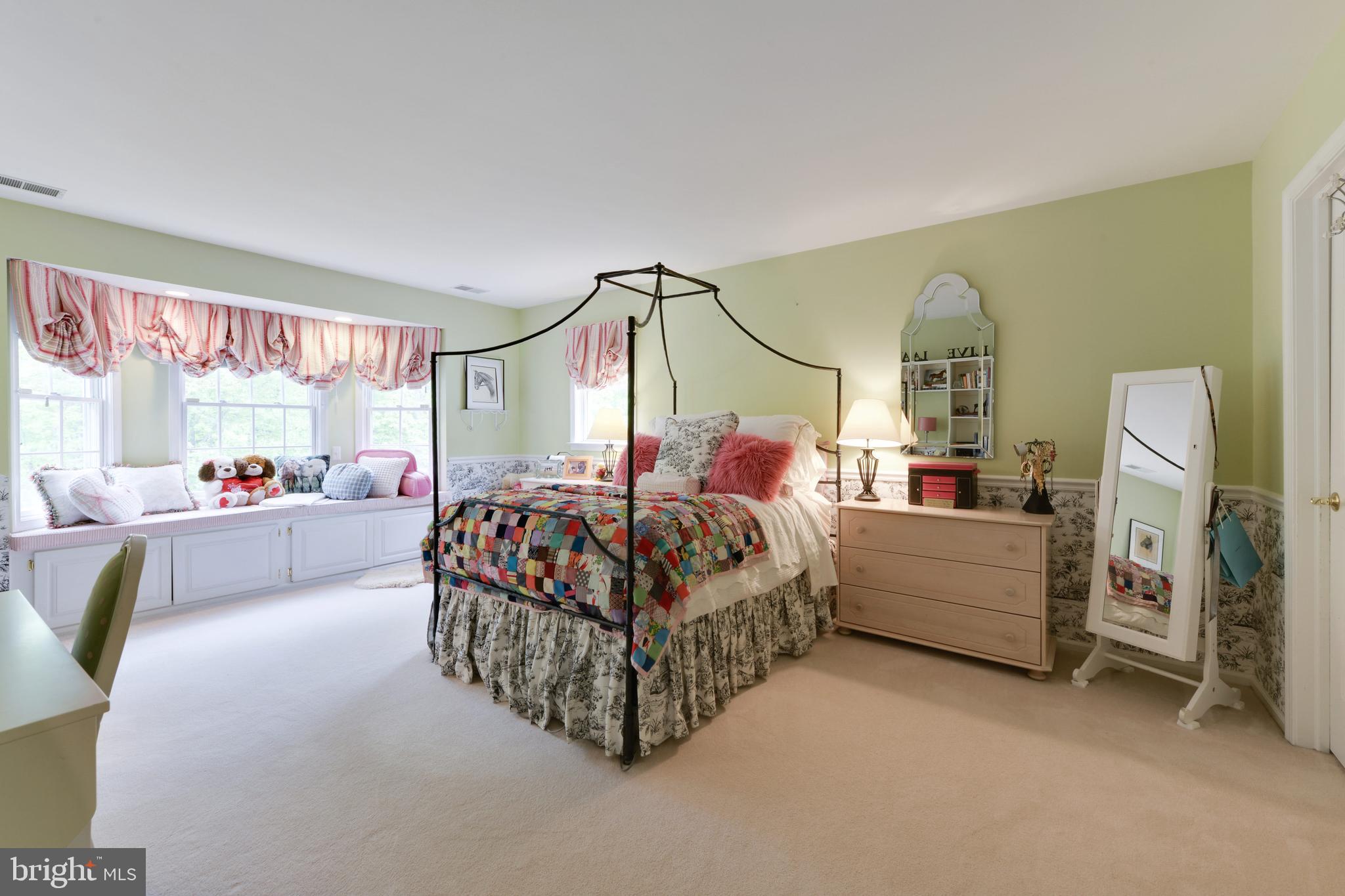 8 Rosedale Way Pennington, NJ 08534 - Photo 33 of 42 Gallery Image 33