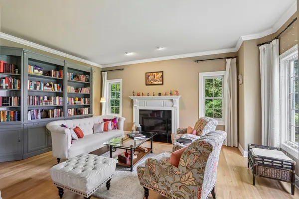 $1,790,000 | N29W30593 Foxwood Drive, Delafield, WI 53072