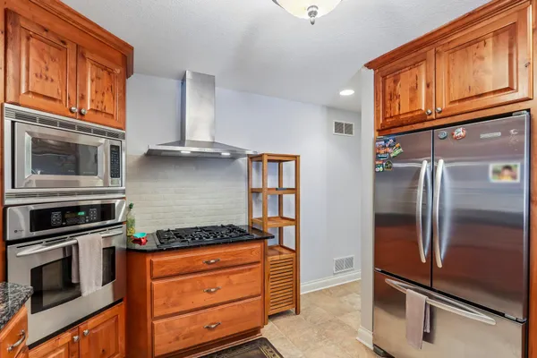 $1,790,000 | N29W30593 Foxwood Drive, Delafield, WI 53072