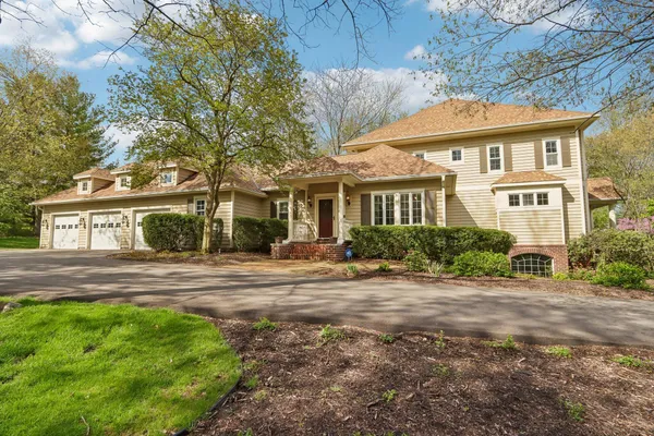 $1,790,000 | N29W30593 Foxwood Drive, Delafield, WI 53072