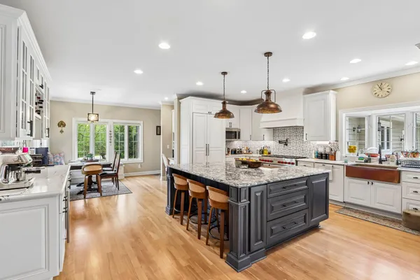 $1,790,000 | N29W30593 Foxwood Drive, Delafield, WI 53072