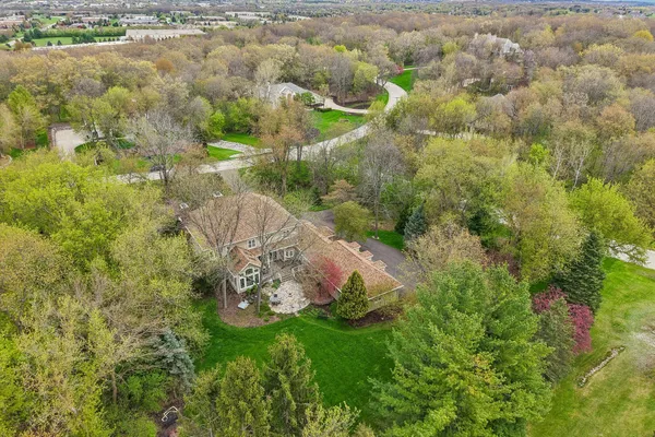$1,790,000 | N29W30593 Foxwood Drive, Delafield, WI 53072