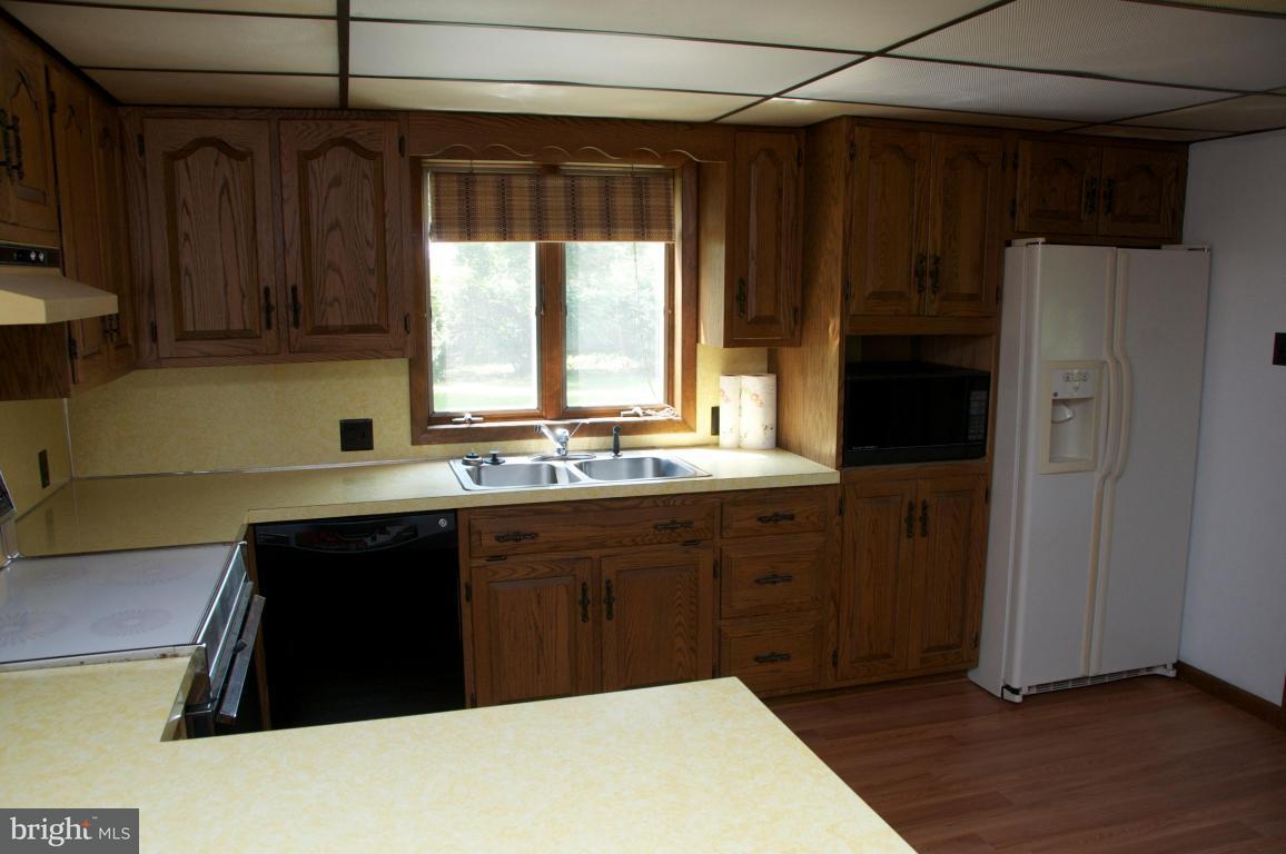 6 Jimanna Road Lancaster, PA 17602 - Photo 4 of 25 Gallery Image 4