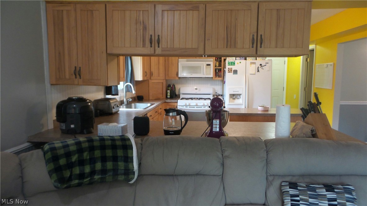 19291 Howe Road Strongsville, OH 44136 - Photo 5 of 19