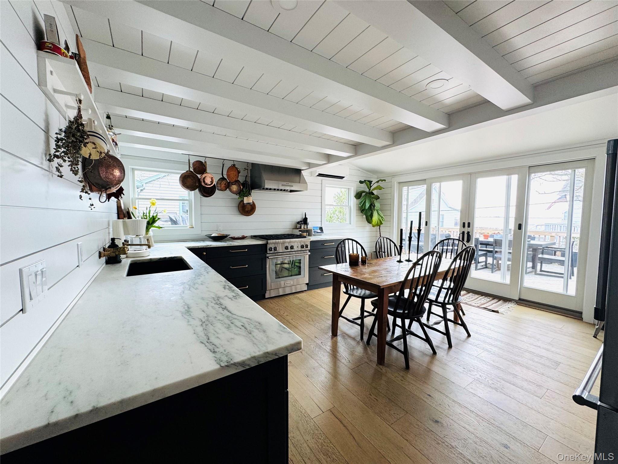 106 Oak Beach Road Babylon, NY 11702 - Photo 7 of 34