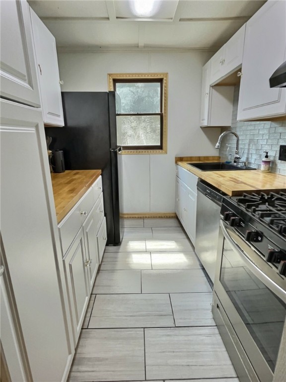 665 Cumberland Hill Road Woonsocket, RI 02895 - Photo 8 of 24 Gallery Image 8