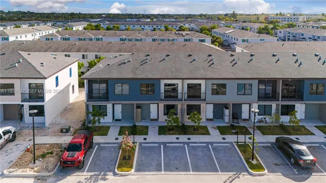 $2,900 | 417 Northwest 13 Court, Homestead, FL 33034