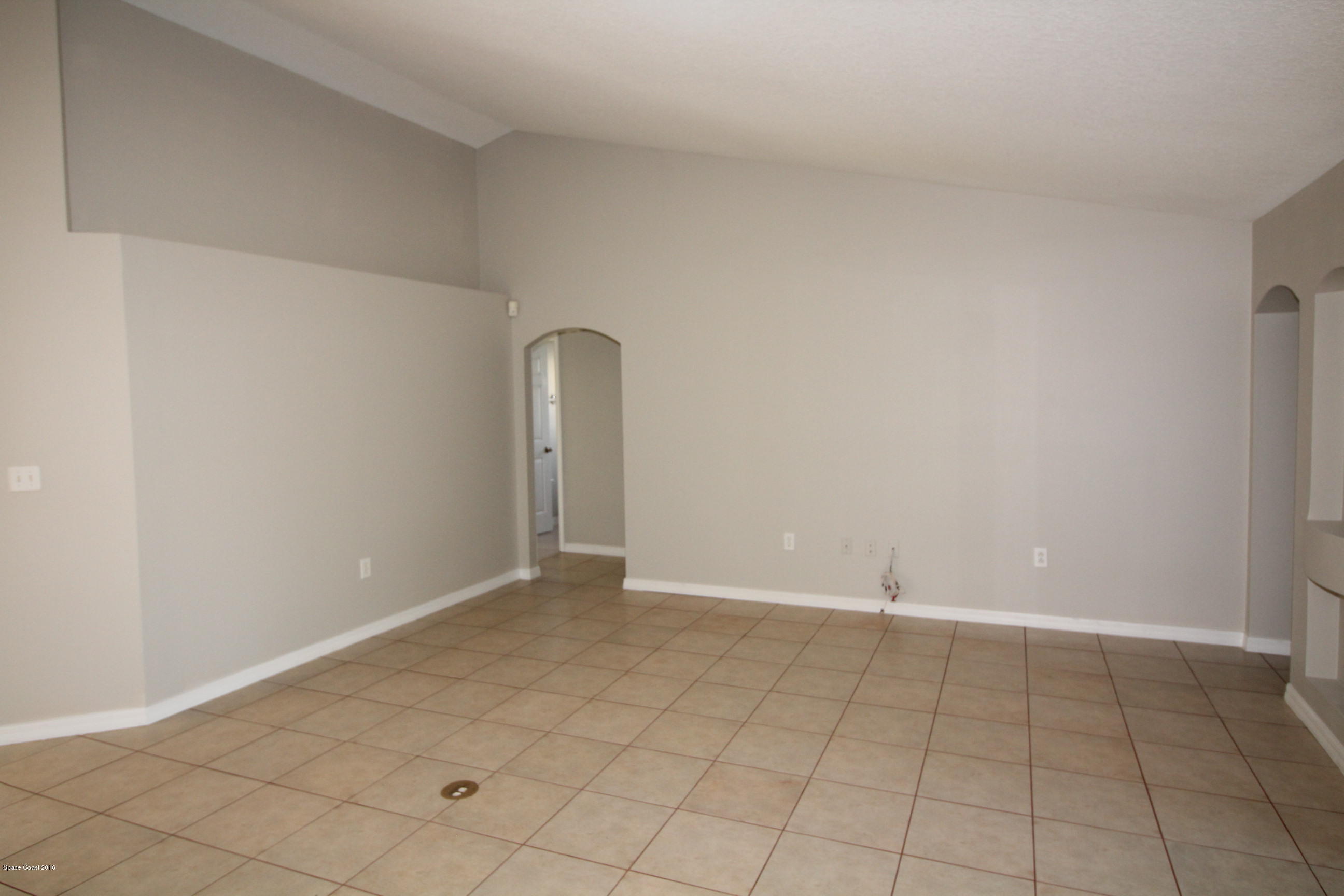 337 Rheine Road Northwest Palm Bay, FL 32907 - Photo 5 of 15 Family room