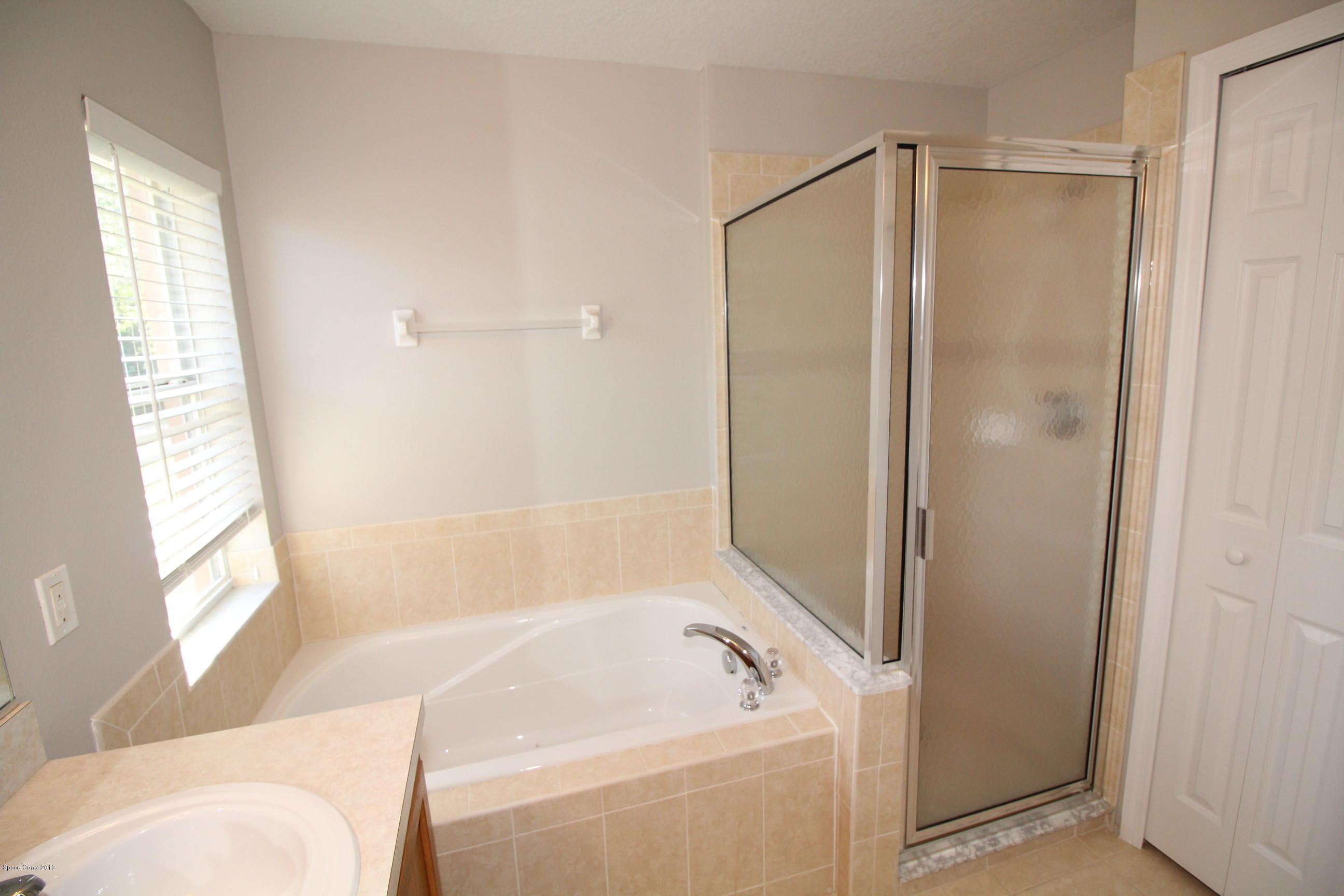 337 Rheine Road Northwest Palm Bay, FL 32907 - Photo 8 of 15 Master bathroom view2