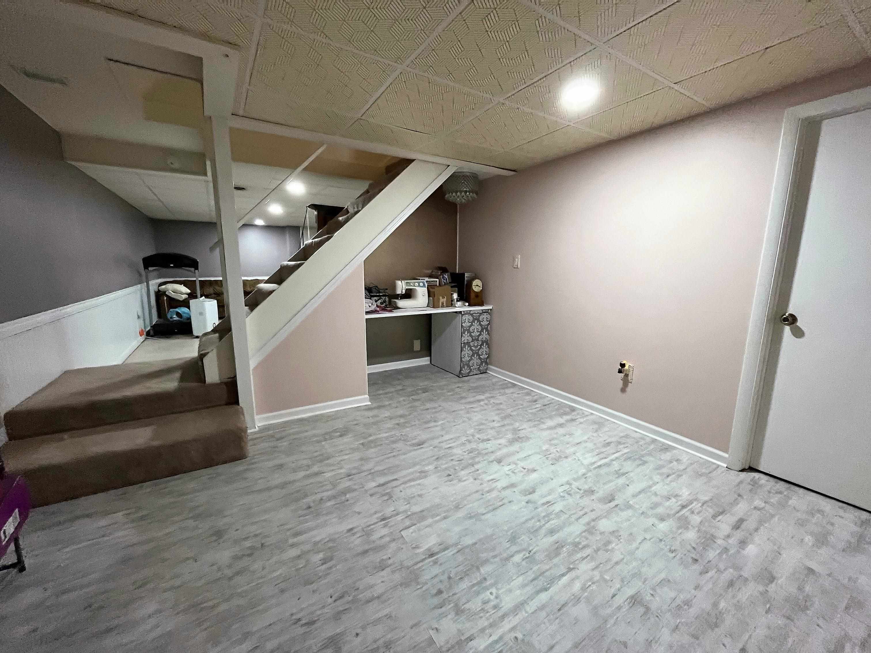 3405 North View Road Rockford, IL 61107 - Photo 18 of 33 a view of entryway and hall