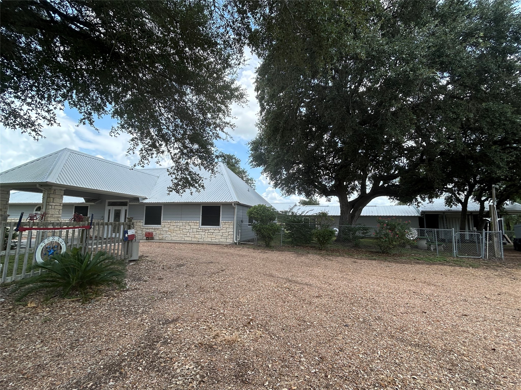 7618 Meiners Road Ledbetter, TX 78946 - Photo 2 of 48 Gallery Image 2