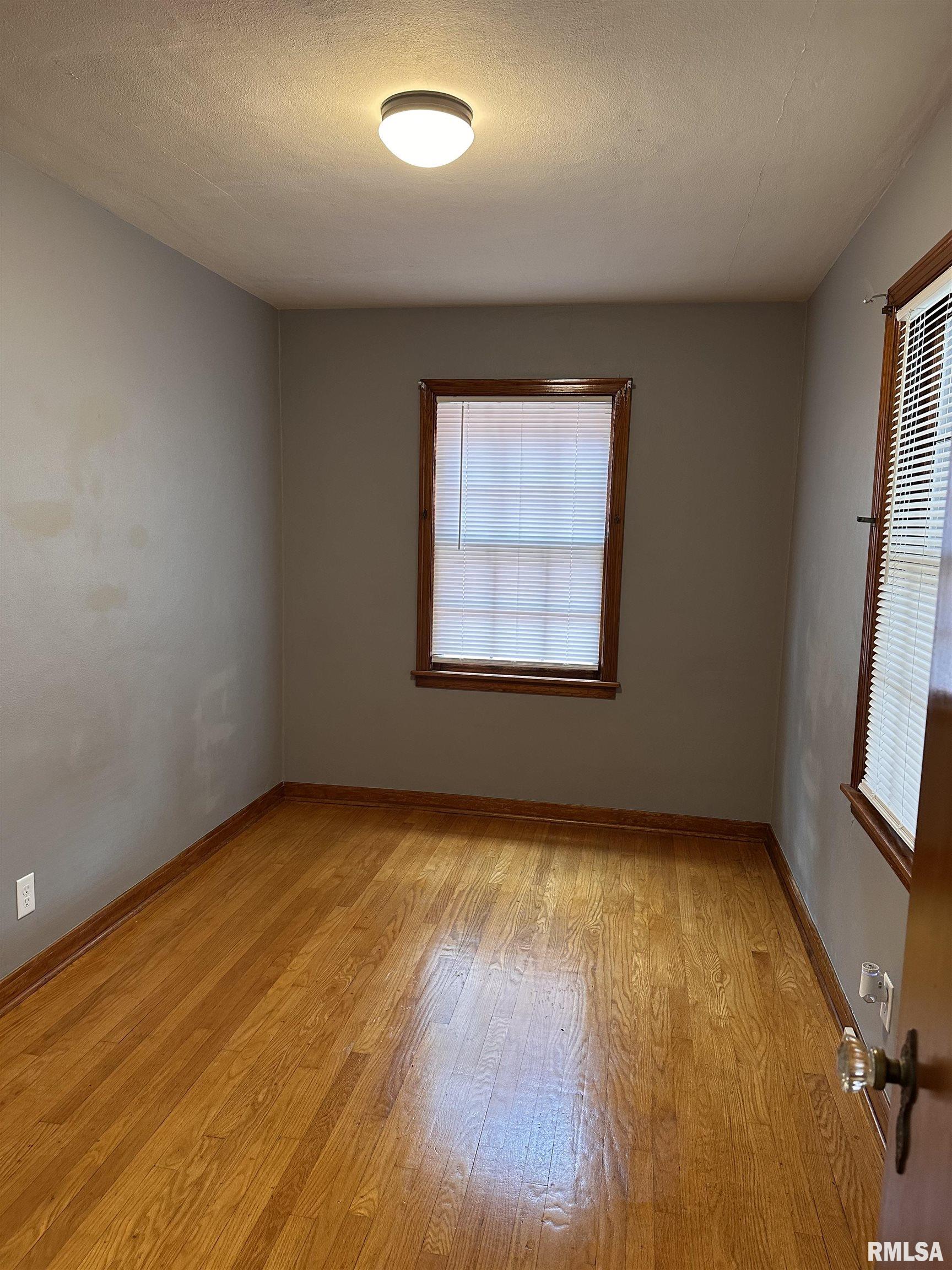 2333 South 8th Street Springfield, IL 62703 - Photo 15 of 30