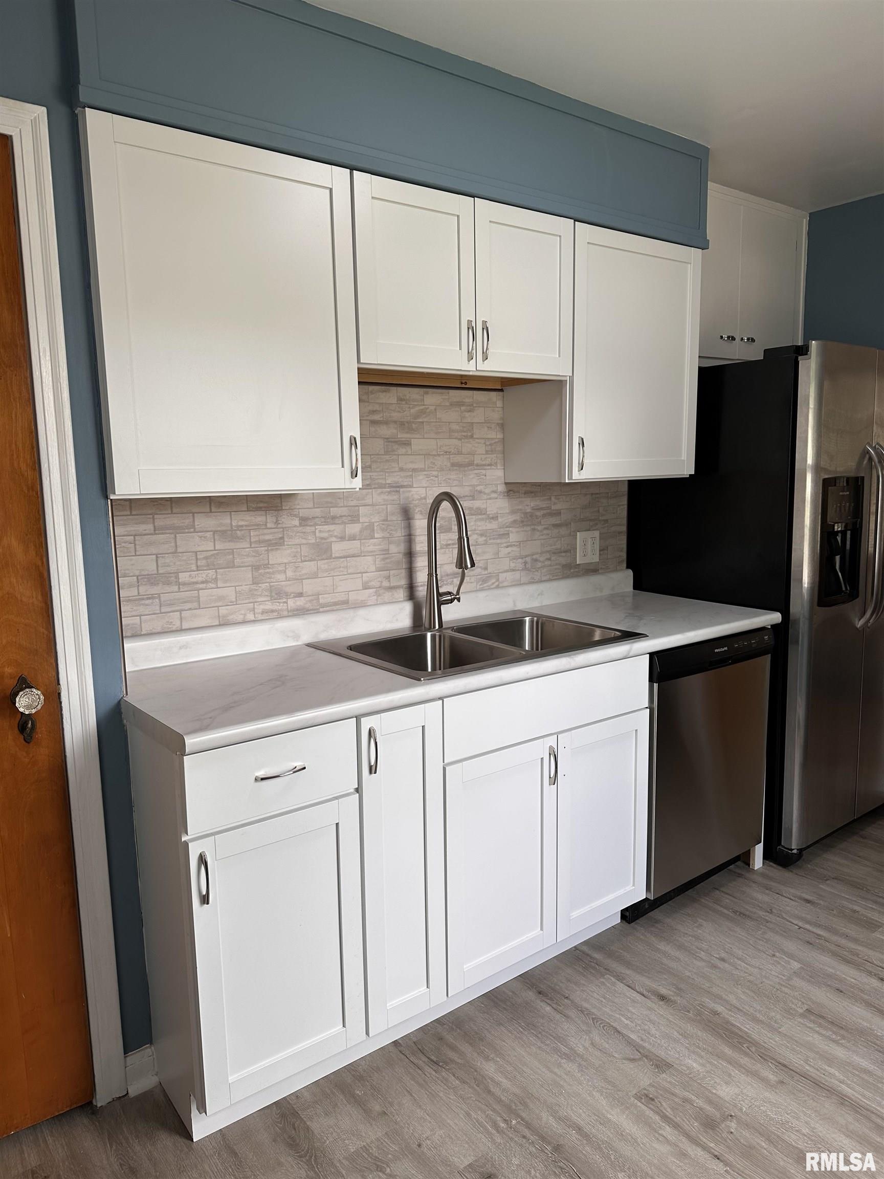 2333 South 8th Street Springfield, IL 62703 - Photo 3 of 30