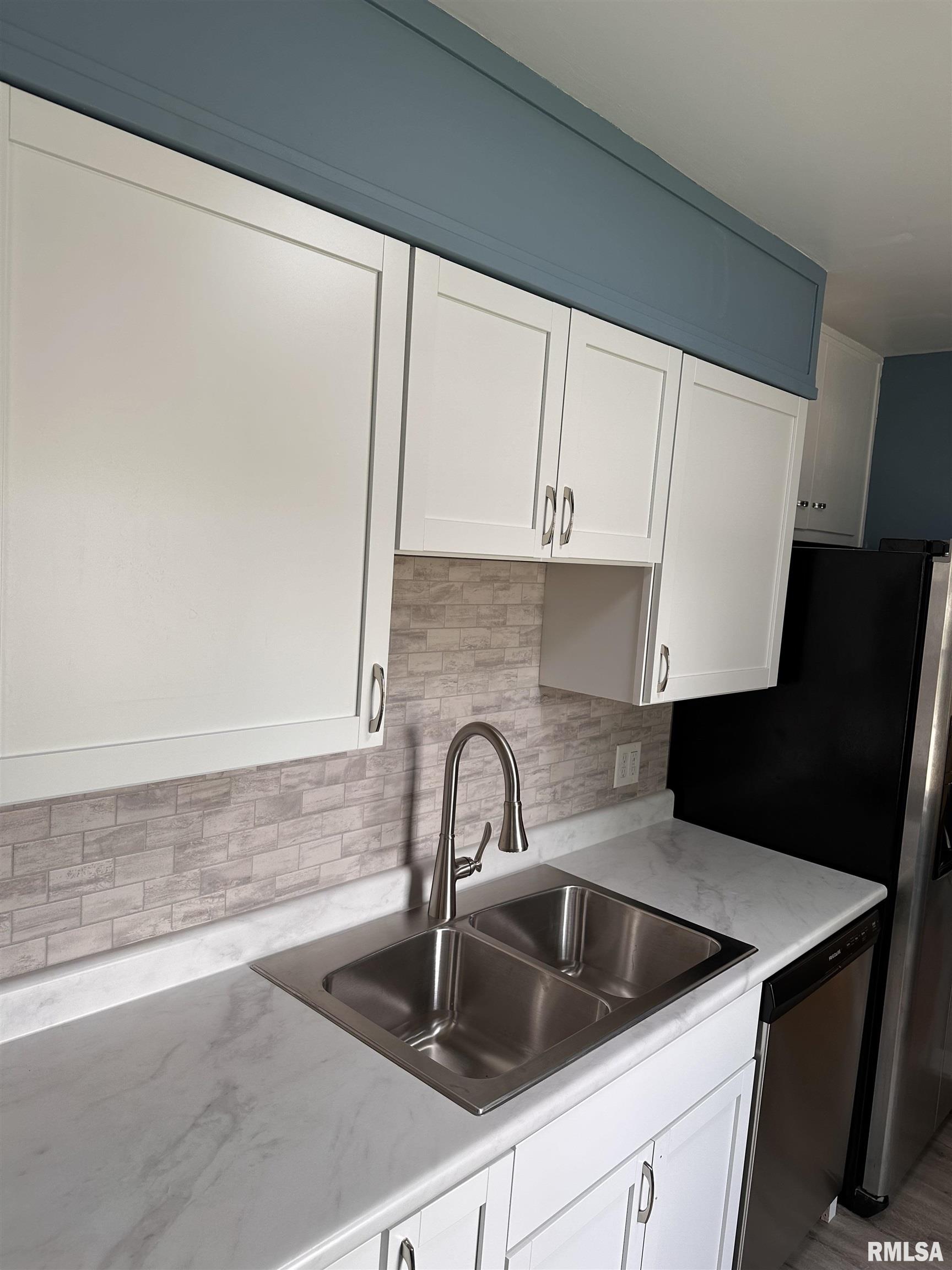 2333 South 8th Street Springfield, IL 62703 - Photo 5 of 30