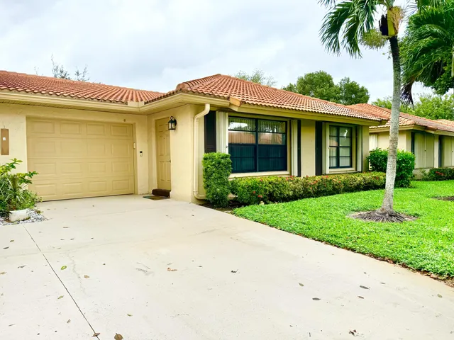 $400,000 | 4670 Rosewood Tree Court, Unit B, Boynton Beach, FL 33436