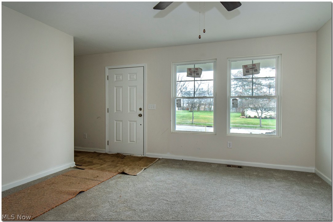 6000 Dunham Road Maple Heights, OH 44137 - Photo 3 of 33