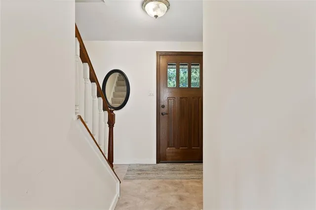a view of a entryway in front of house