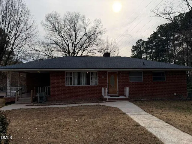 $425,000 | 915 East Hudson Avenue, Durham, NC 27704