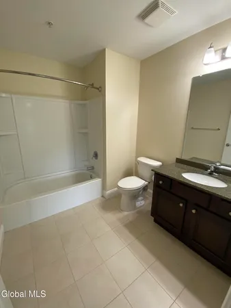 $2,059 | 74 Weibel Avenue, Unit 11HP216, Saratoga Springs, NY 12866