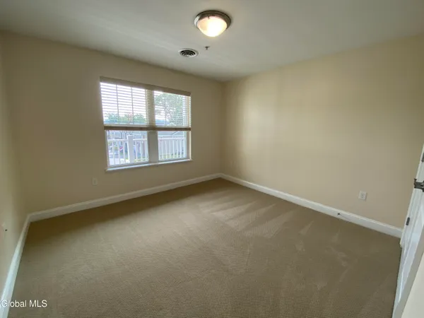 $2,059 | 74 Weibel Avenue, Unit 11HP216, Saratoga Springs, NY 12866