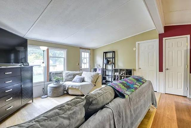 $239,500 | 49 Scotland Road, Winchester, NH 03470