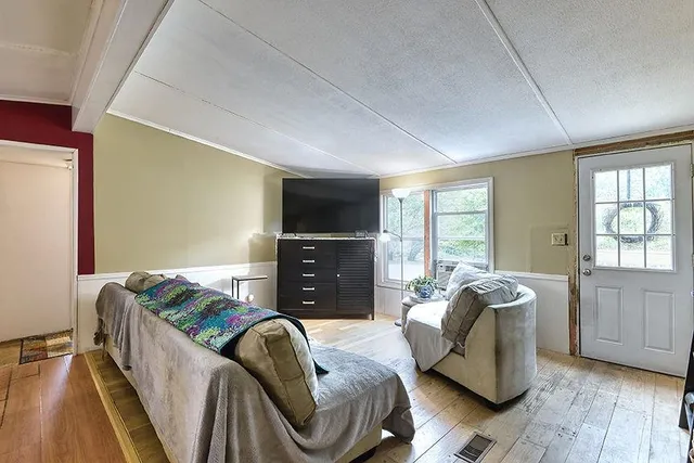 $239,500 | 49 Scotland Road, Winchester, NH 03470