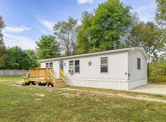 $239,500 | 49 Scotland Road, Winchester, NH 03470