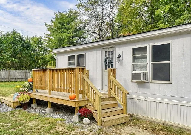 $239,500 | 49 Scotland Road, Winchester, NH 03470