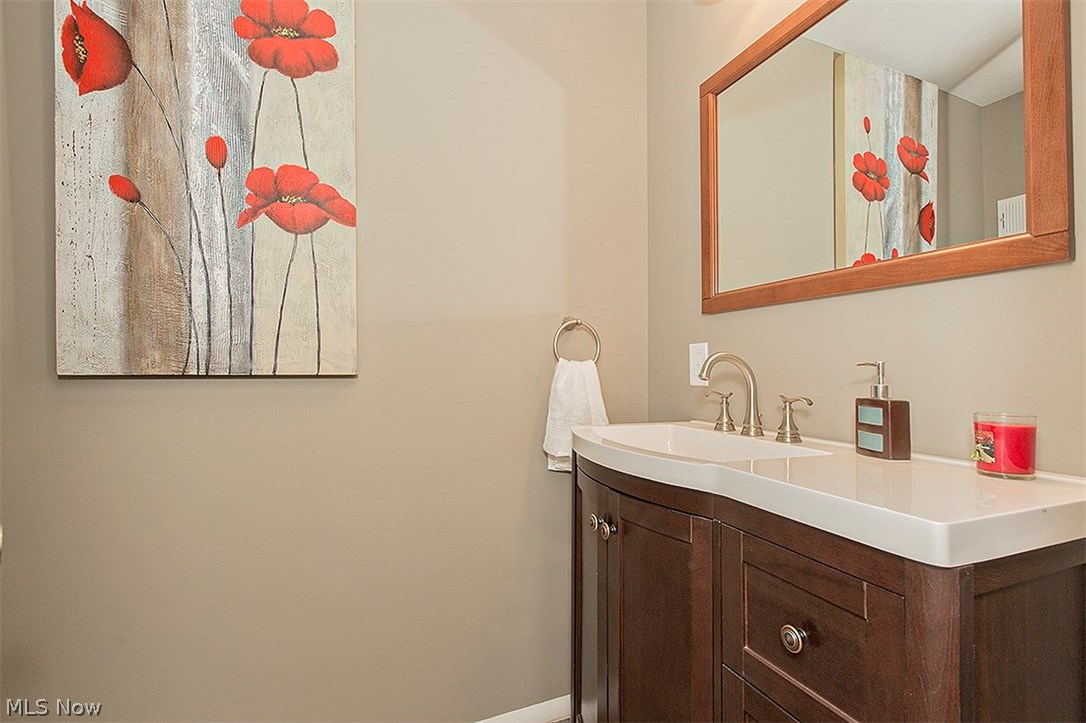 22061 Rye Road Beachwood, OH 44122 - Photo 21 of 35 Gallery Image 21